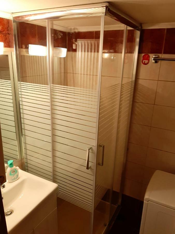 קאבאלה Center Studios מראה חיצוני תמונה